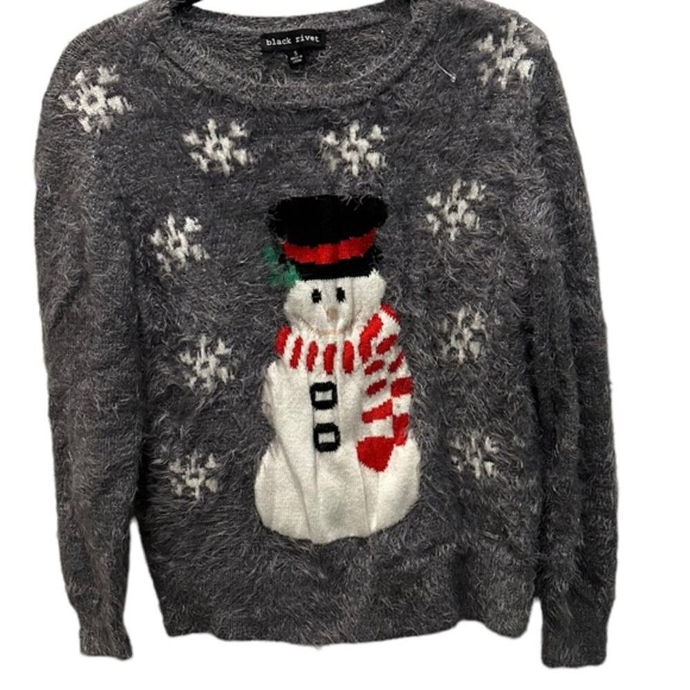 Black Rivet snowman medium weight Fuzzy sweater. Snowflakes Size S washable